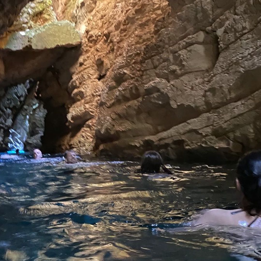 Découvrez l’envoûtante grotte de Golubinka