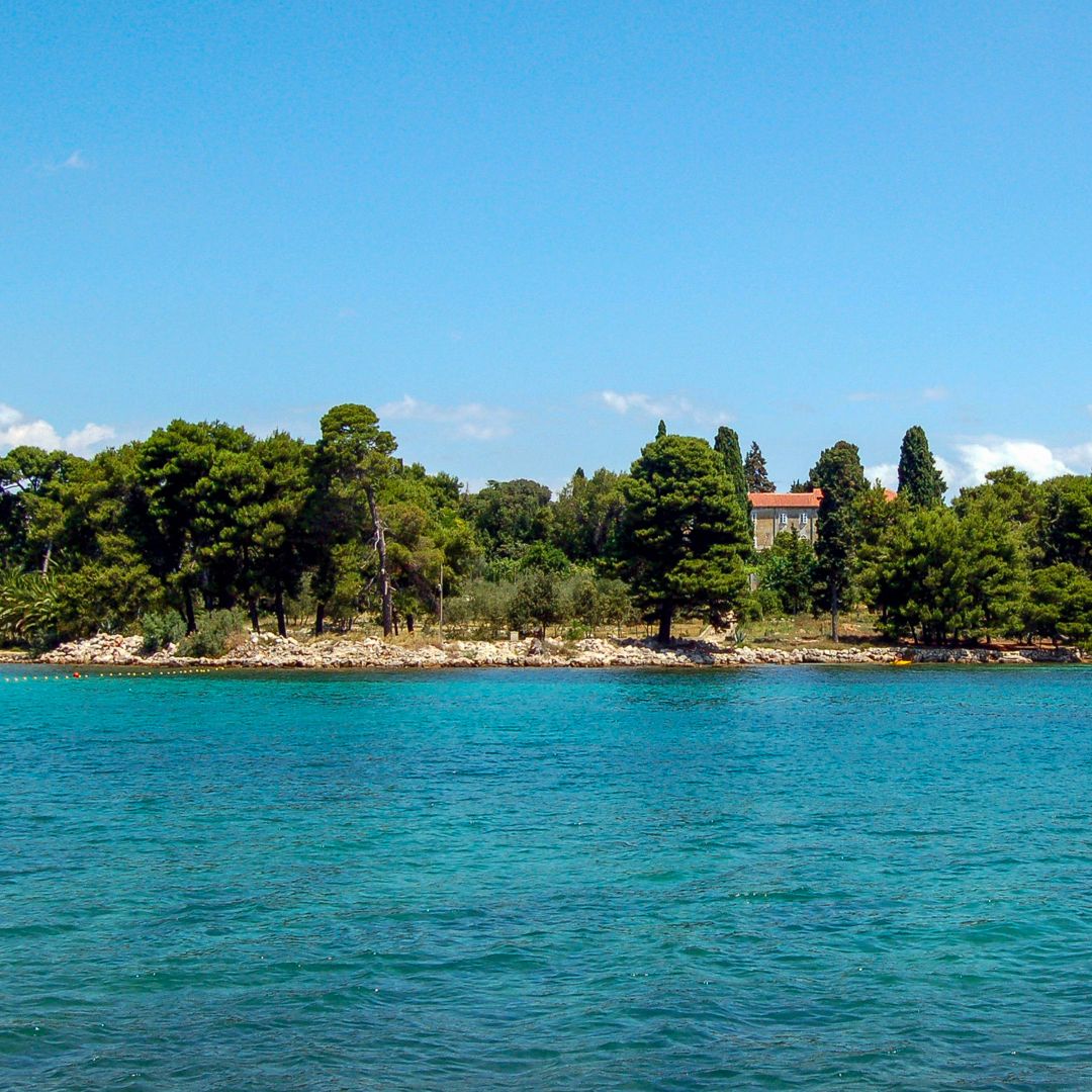 Školjić – L’Île de Sable
