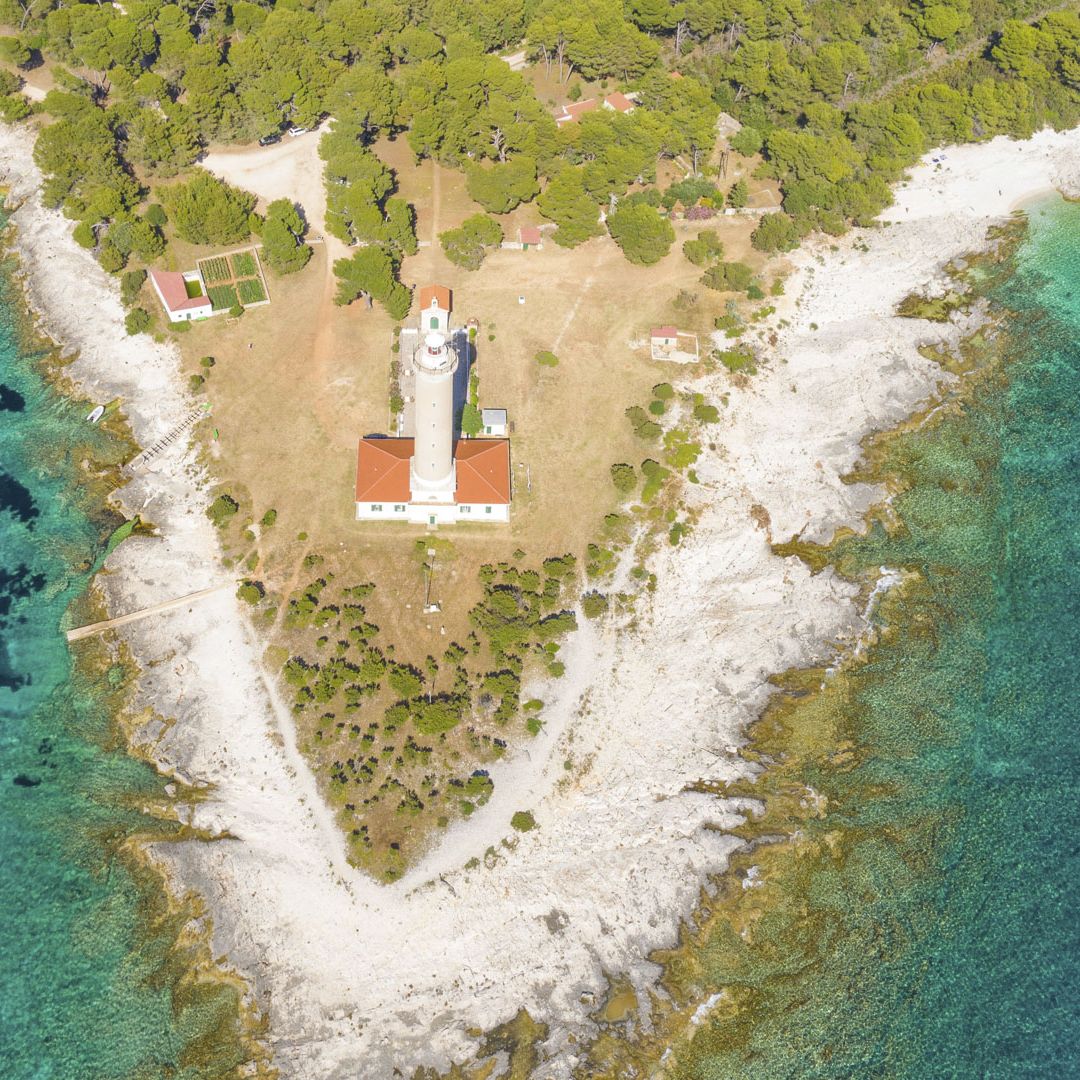 Phare de Veli Rat